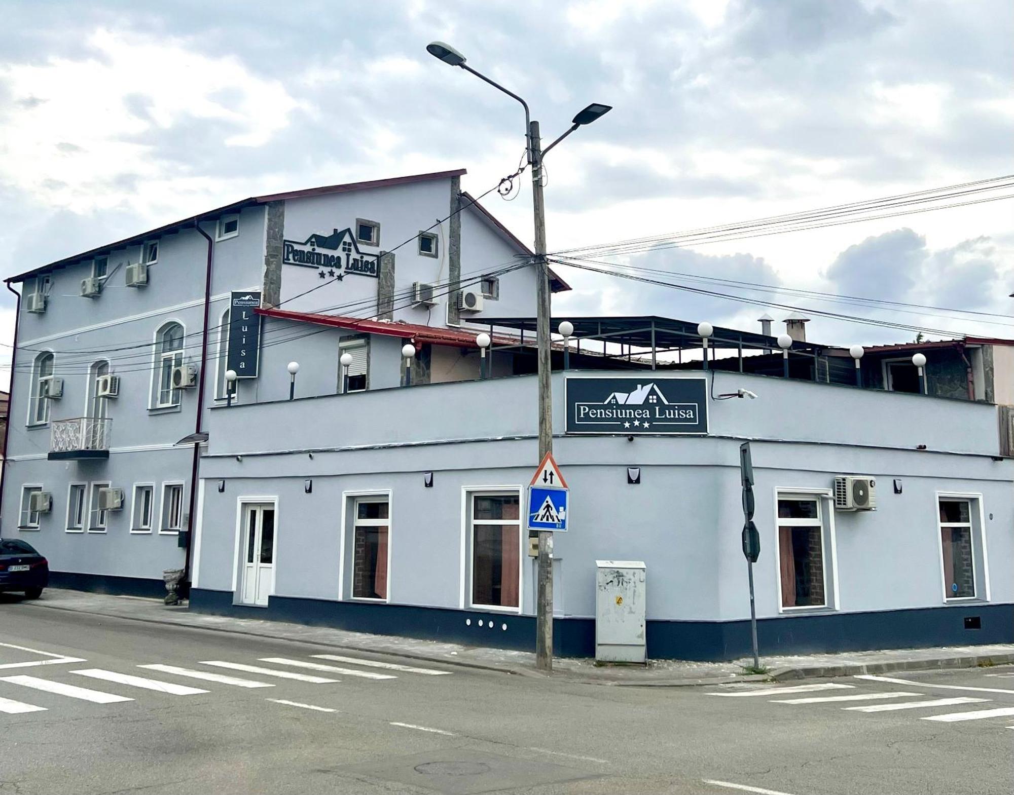 Pensiunea Luisa Craiova Kültér fotó